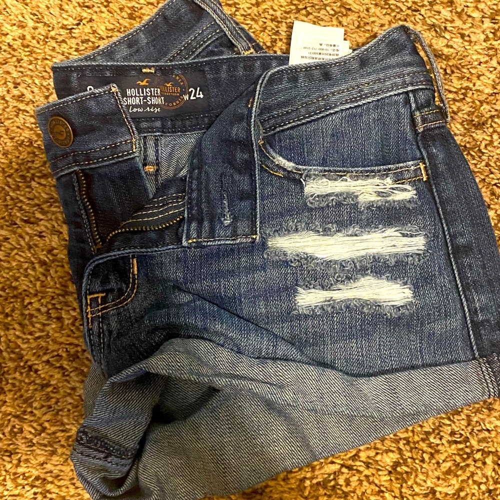 Hollister Shorts (size 0)